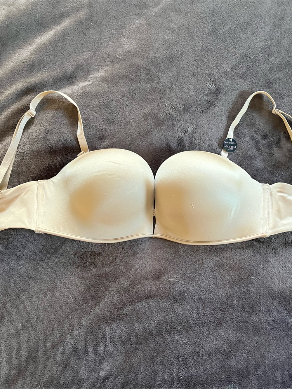 NWT Victorias Secret Beige Bombshell Strapless Convertible Push Up Padded Bra